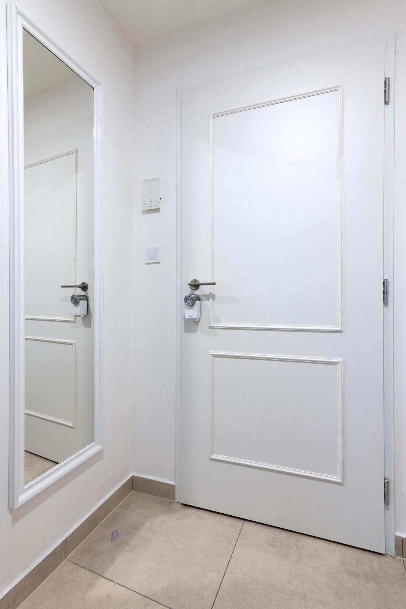 Central Haven Apartments プラハ エクステリア 写真