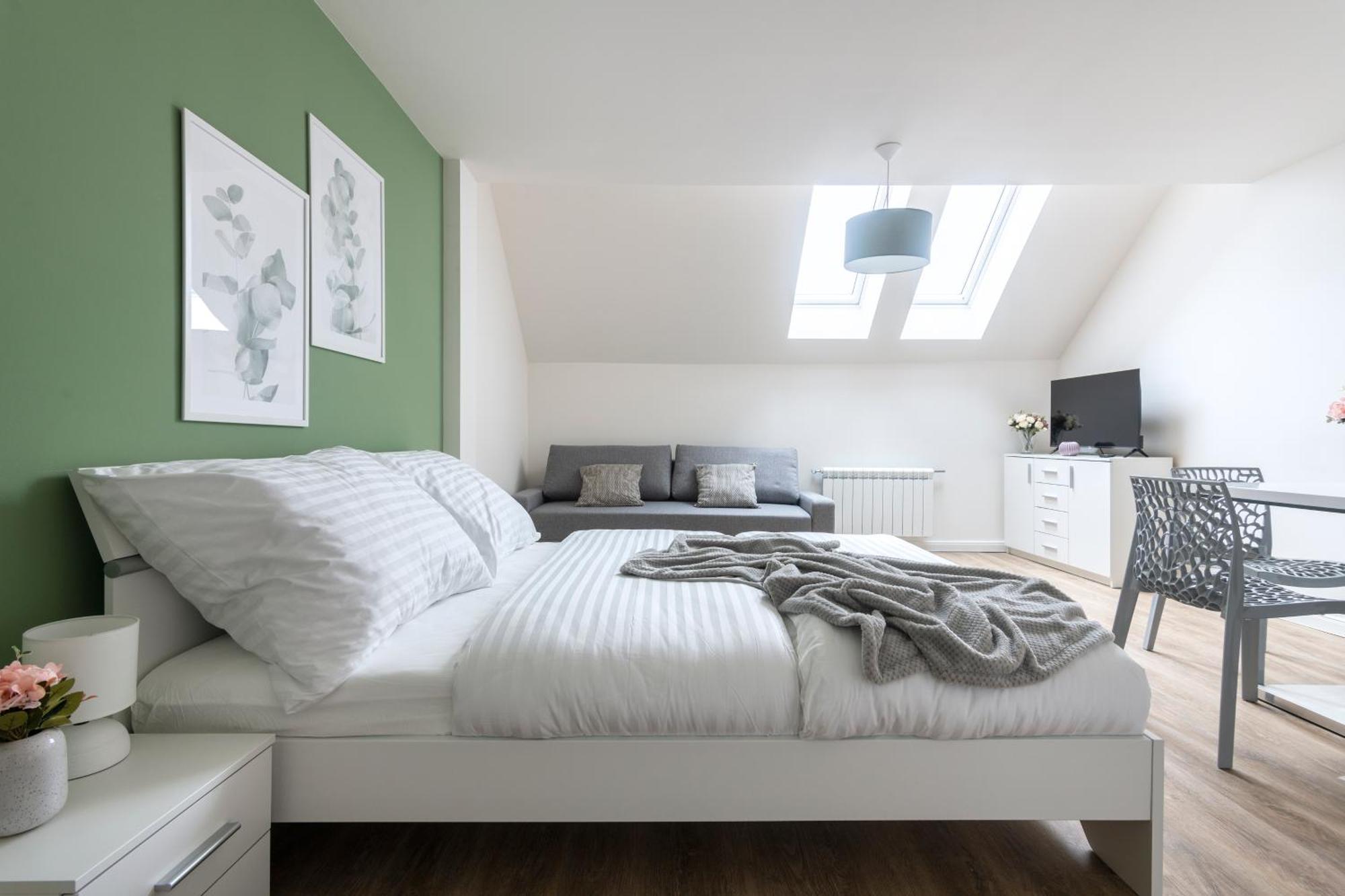 Central Haven Apartments プラハ エクステリア 写真